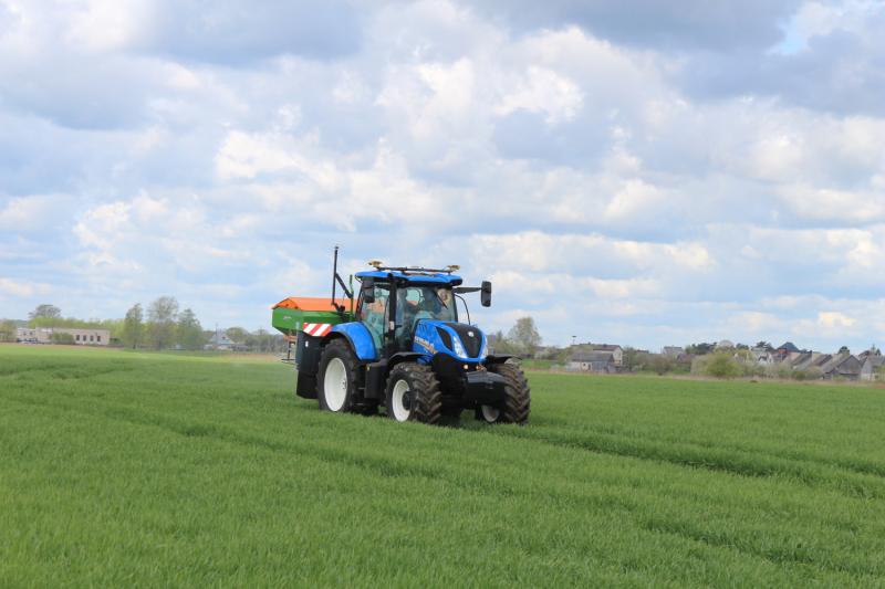 Europos japonais vadinami Lietuvos ūkininkai stebina technologiniu išprusimu