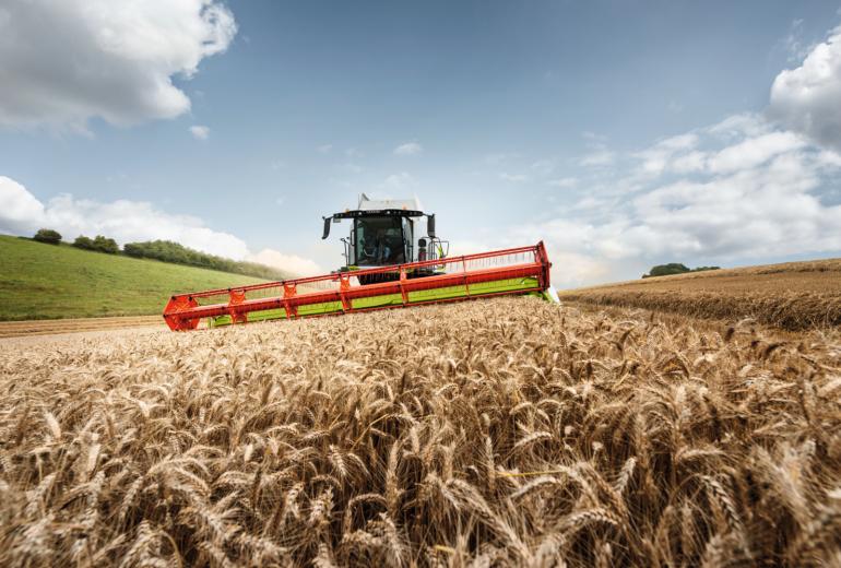 Claas Lexion: su nauja kabina, didesnės galios ir su naujomis automatinėmis funkcijomis