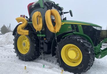 Jubiliejinis John Deere 200-asis traktorius pristatytas dar  šiemet