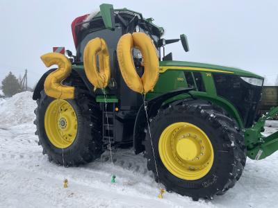 Jubiliejinis John Deere 200-asis traktorius pristatytas dar  šiemet