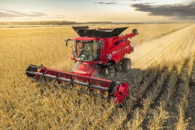 Rotoriniai kombainai pasiteisina ir esant sudėtingoms klimato sąlygomis