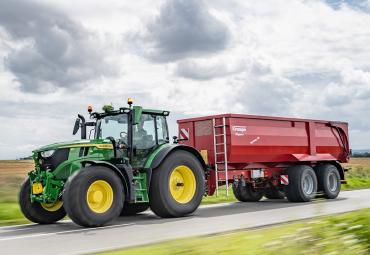 Naujasis John Deere 6R 185 – čempionas kelyje