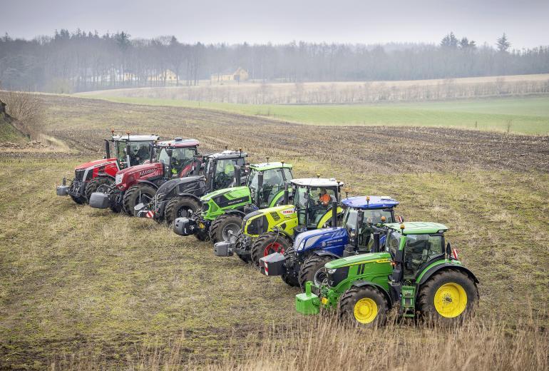 VIDEO - 300 AG klasės traktorių testas