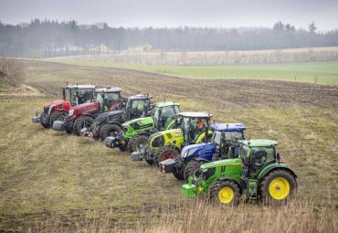 VIDEO - 300 AG klasės traktorių testas