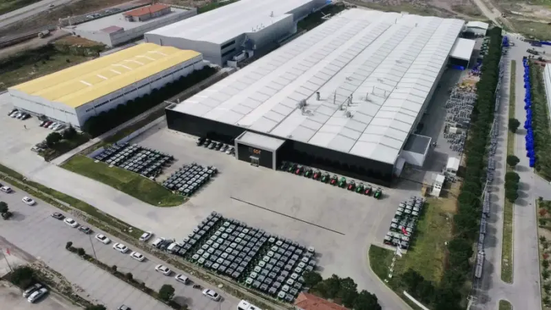 SDF gamins traktorius kompanijai Massey Ferguson