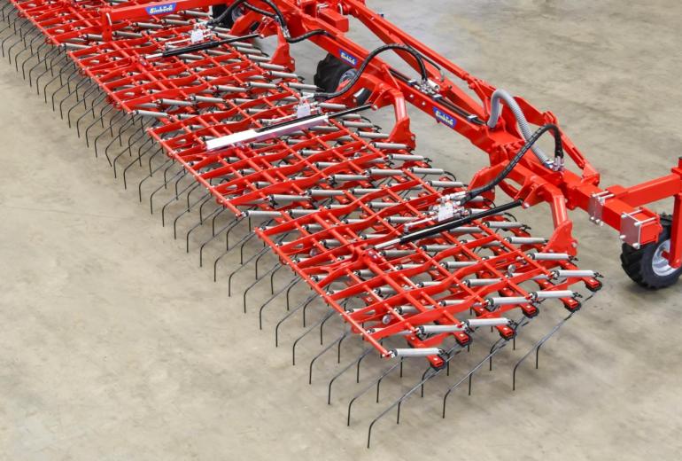 Einböck pristato naujas precizines tarpueilių akėčias