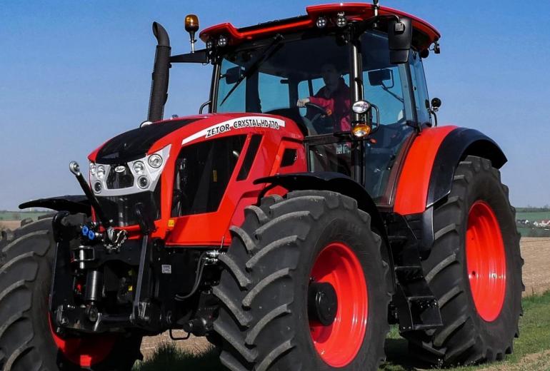 Zetor baigia atnaujinti Crystal ir Forterra dizainą