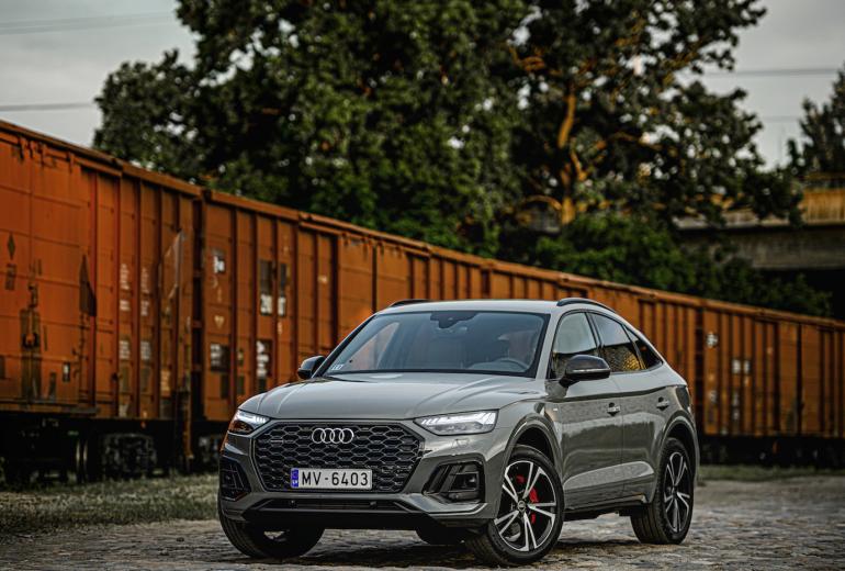 Audi plečia Q modelių šeimą: naujasis Q5 Sportback jau Lietuvoje