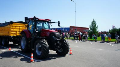 Geriausio Lietuvos traktorininko konkursas pasiekė finišą