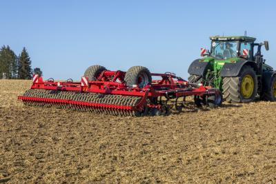 Horsch Fortis serijos papildymas: Fortis LT vidutinės galios segmentui