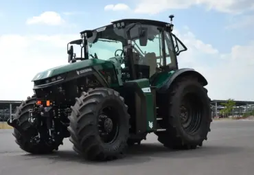 Seederal pristatė pirmąjį savo sukurtą 160 AG elektrinio traktoriaus prototipą