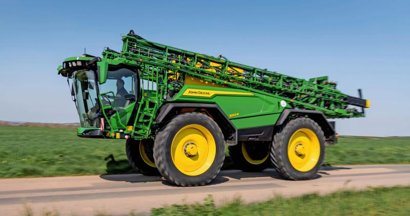 Naujas John Deere 500R savaeigis purkštuvas