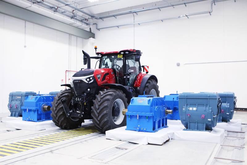 CNH investuoja 21 mln. € į virtualias simuliacijas ir automatizuotą logistiką