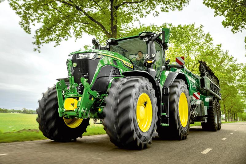 John Deere 6R traktoriai žengia į 2027-uosius su reikšmingais patobulinimais