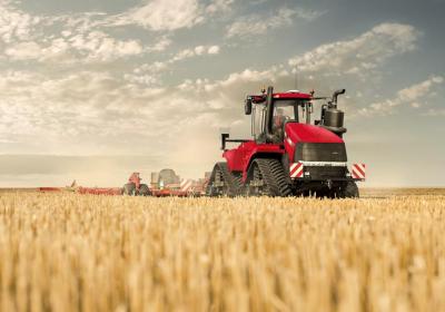 Case IH plečia išmanių traktorių gamą