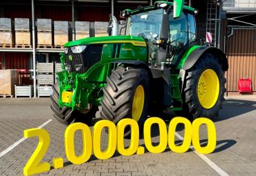 Iš Manheimo gamyklos – du milijonai John Deere traktorių