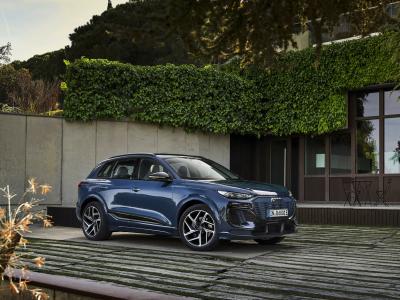 Novatoriškasis Audi Q6 e-tron demonstruoja naujosios prabangių elektromobilių platformos galimybes