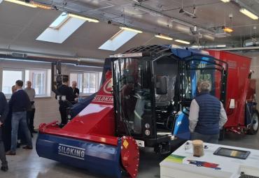 Tikslus šėrimas ūkyje: pristatyta savaeigė Siloking technika ir DryScan technologija