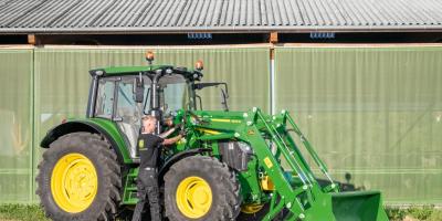 John Deere priekinių krautuvų naujovė – M serija