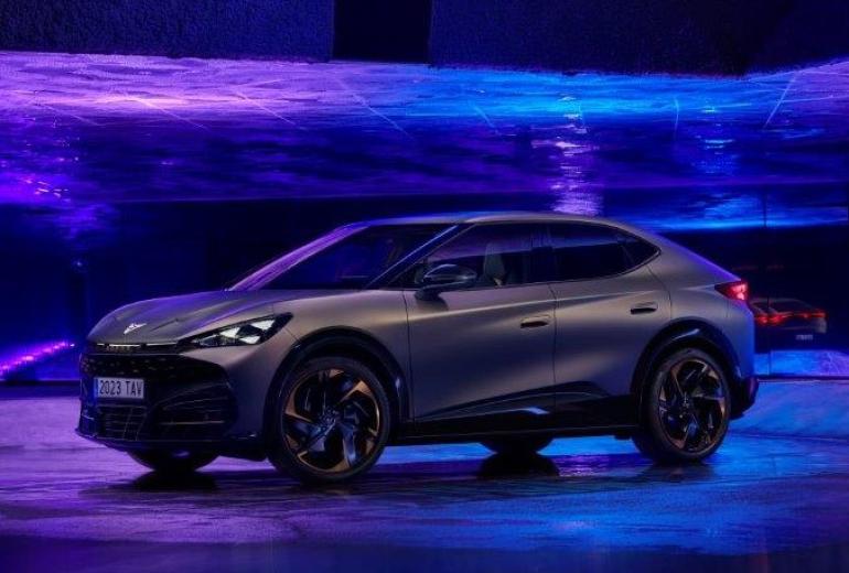 CUPRA pristatė savo pirmąją elektra varomą SUV kupė – Tavascan