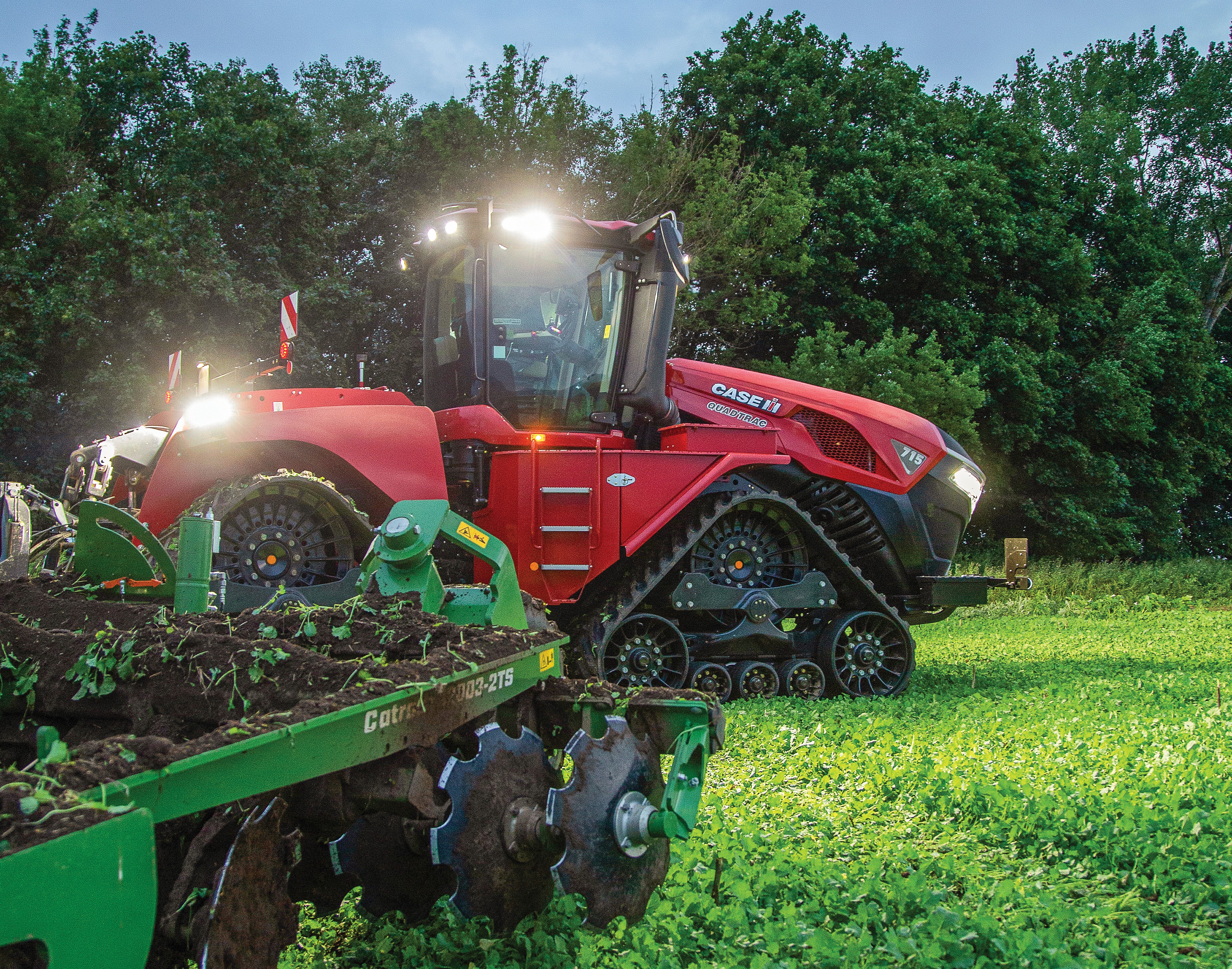 Case IH Quadtrac 715 - traukos galiūnas