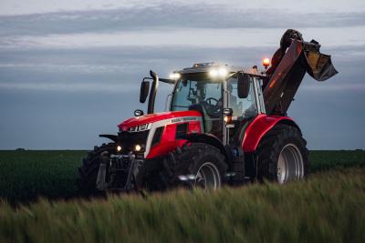 Massey Ferguson pristato naują 7S serijos 210 AG flagmaną