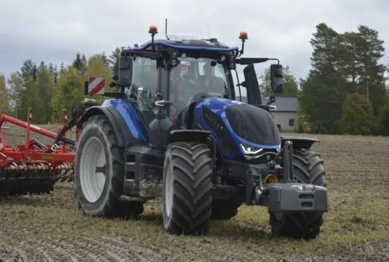 Valtra T serija žengia į šeštąją kartą