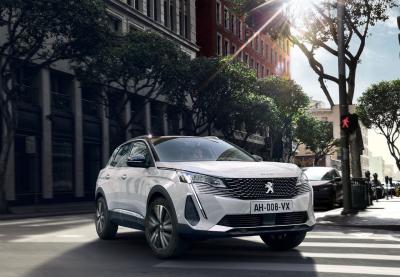 Peugeot 3008 įgavo naują išvaizdą ir daugybę technologinių naujovių