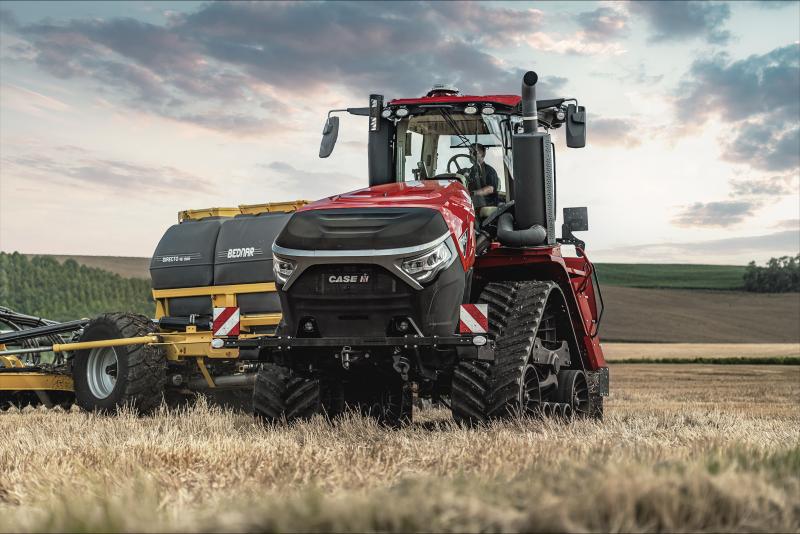 CASE IH pristato galingiausią savo traktorių – Steiger 785 Quadtrac