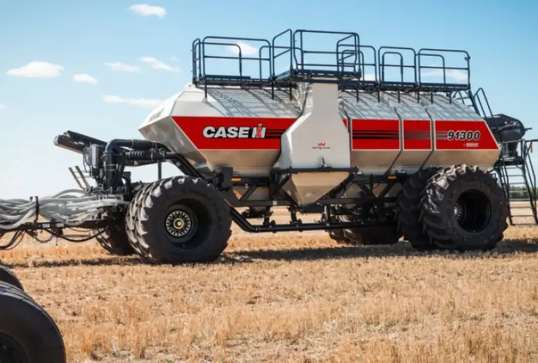 CNH sėjos technikos asortimentą stiprina su Bourgault